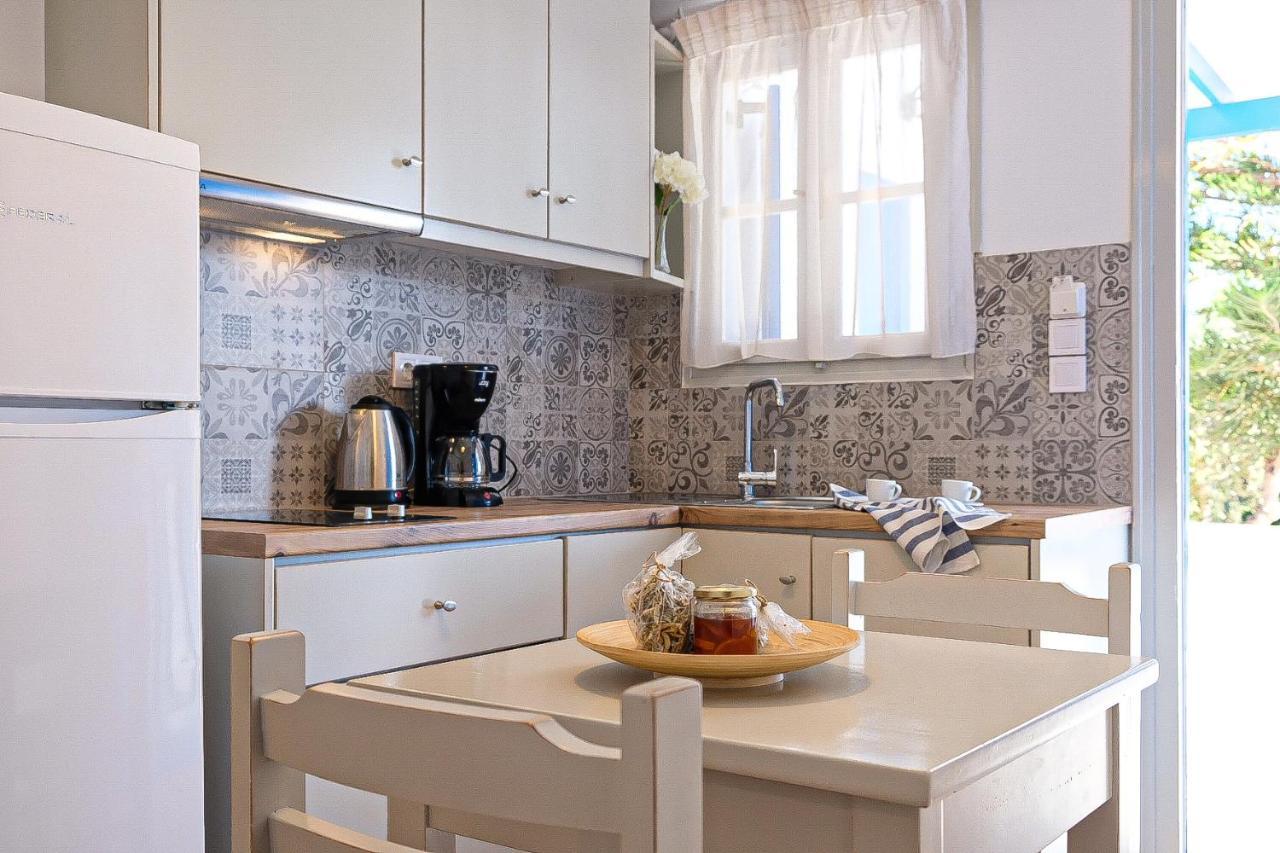 Helen'S Minimal Studios & Apartments Алікі Екстер'єр фото