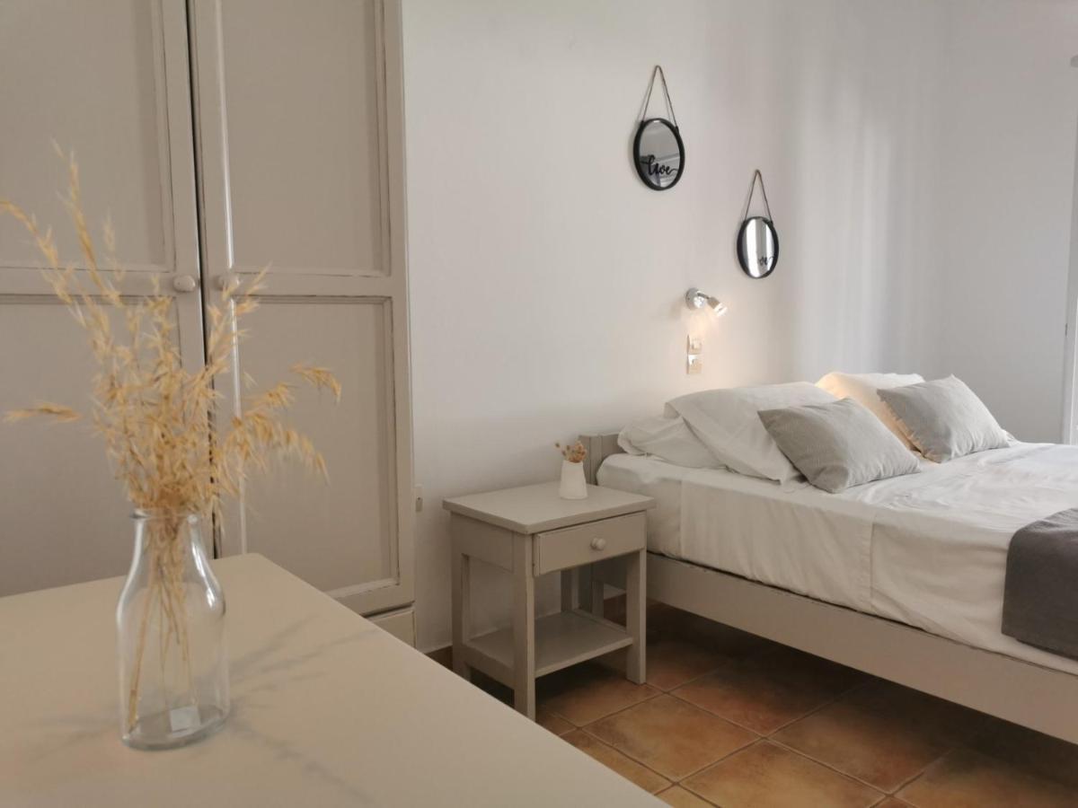 Helen'S Minimal Studios & Apartments Алікі Екстер'єр фото